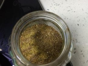 准备适量的孜然