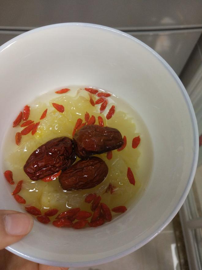 吃饱饱减肥餐111、红枣银耳马蹄汤