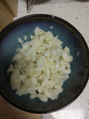 尽量的切碎一些