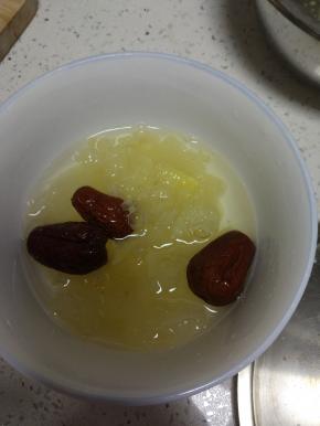 焖上五分钟即可