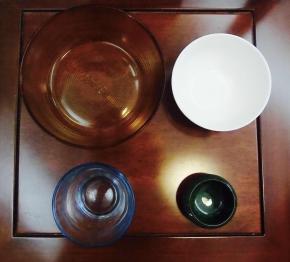 Then choose all kind of bowl to take the fruit into in order to completely enhance your texture during this process.