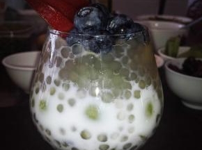 Or with a goblet of mousse.