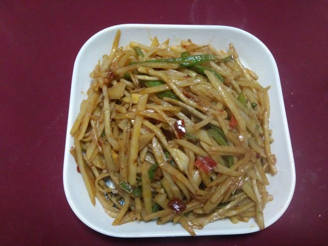 折耳根土豆丝