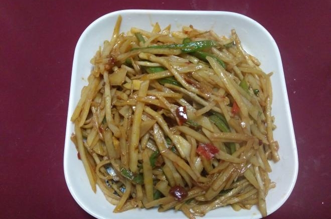 折耳根土豆丝