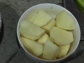 土豆去皮切块