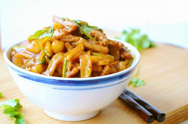肉丝炒年糕