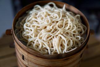 另取锅隔水蒸10分钟左右蒸熟即可～