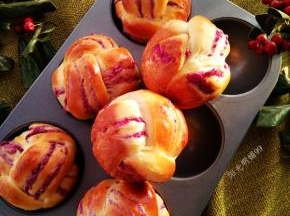 漂亮的紫色，圆圆的造型很可爱！