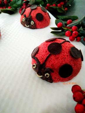 微风凛凛地里过，