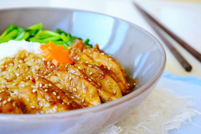 【秘制沙茶鸡腿饭】好吃又营养,简单还兼具颜值的便当~