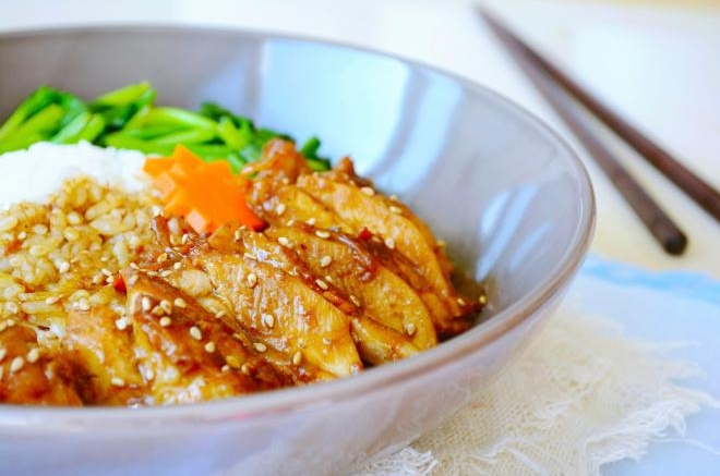 【秘制沙茶鸡腿饭】好吃又营养,简单还兼具颜值的便当~