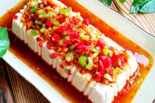 酸辣嫩豆腐