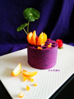 食用时根据个人口味淋上少许蜂蜜或果酱。