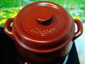 小火炖煮一个小时。