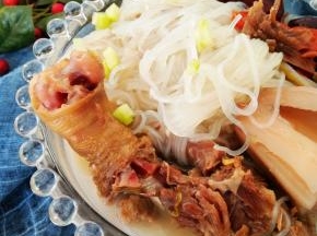 香气四溢，肉质软烂而不失筋道！