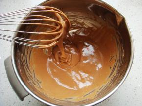 呈“Z”字形搅拌均匀至无颗粒。