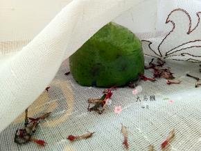 就是延长青团柔韧度，