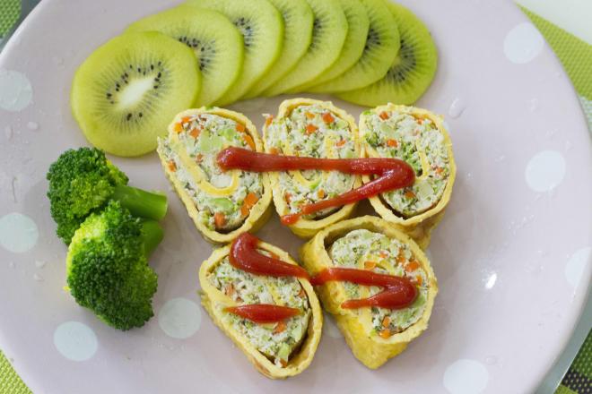 时蔬鸡胸肉蛋卷