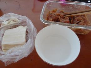 盛适量清水，开包！