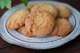 出炉，冷却架放凉即可食用。