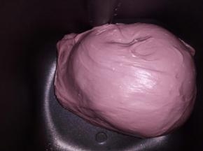 再揉30分钟，盖上保鲜膜发酵至两倍大