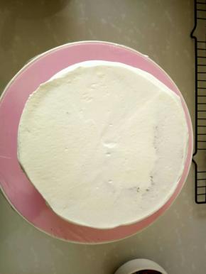 用奶油修补平整