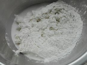 糯米粉同水混合
