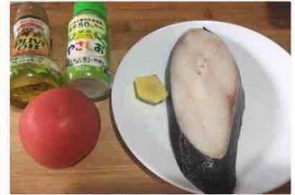 准备好图上原材料。