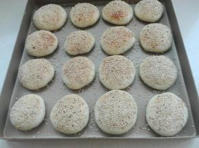 烤箱预热，中层170度，15分钟（根据做的大小，自己家烤箱温度灵活运用）