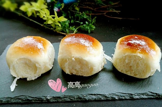 普通面粉做的柔软小餐包