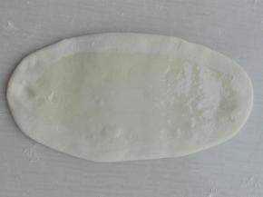 刷层油，注意两边不要刷油