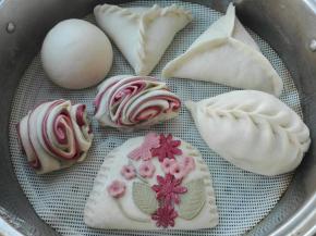 有剩余的面团，掺和一起做了两个花卷