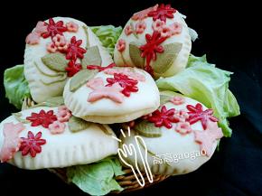 有剩余的面团，掺和一起做了两个花卷