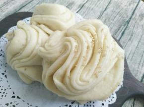 醒发15分钟左右凉水入锅，开锅后蒸15分钟即可