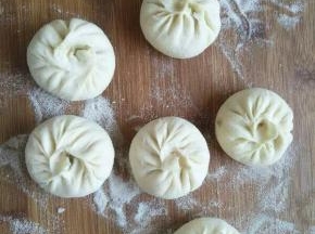依次做完所有包子