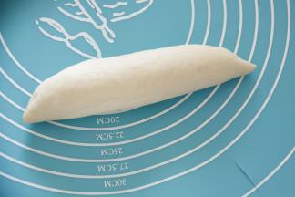 7整成两头尖的橄榄形。