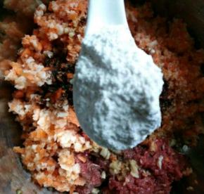 淀粉两勺，我放的山芋粉