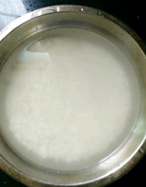 糯米提前泡好，我中午做的 头天晚上泡