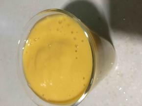 细腻柔滑、蓬松轻盈，不分层。