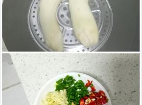 杏鲍菇洗干净，放入锅中蒸10分钟左右，然后把姜、葱、蒜切成末，小米椒也切细备用。