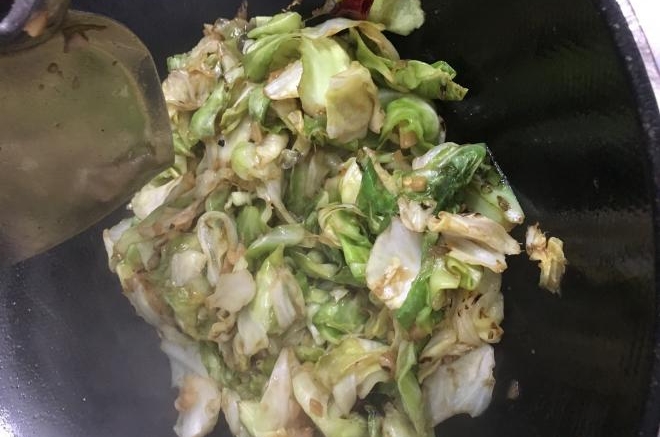 手撕包菜 