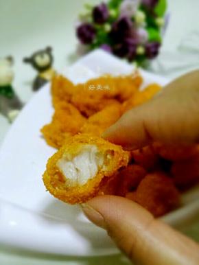 好了可以用吸油纸稍微吸下，这个真的超级简单哦，新手厨娘也可以做出美味来，喜欢的赶快试试哦