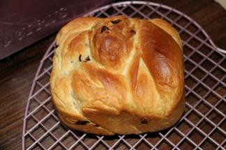 11表面刷黄油，取出倒扣放凉。