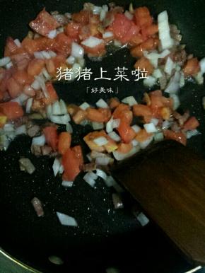 下入番茄和洋葱