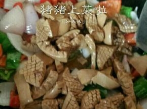 然后再倒进腰花