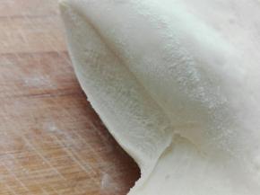 取出揉至切面无气孔