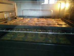 放入烤箱里170度20分钟。