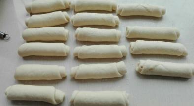 自上而下依次卷好