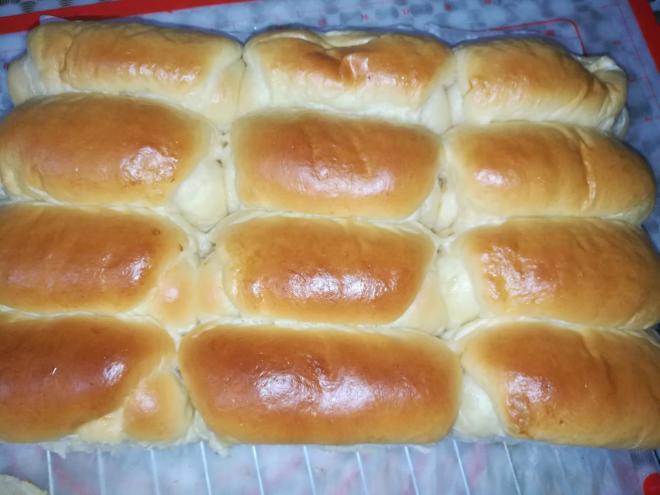 迷你热狗肉松卷