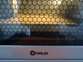 烤箱底层，上火130度，下火170度烤20分钟（其他烤箱按照自己的使用情况灵活调整）